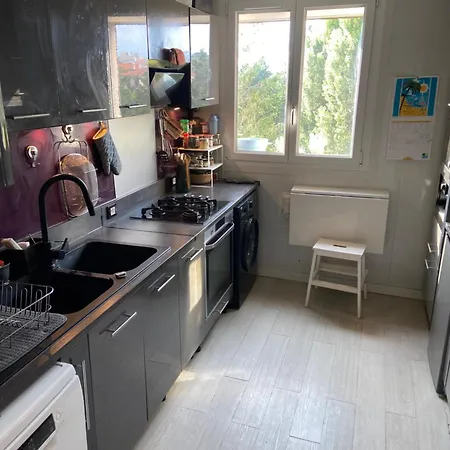 à 5 Quartier Du Point Du Jour Appartement